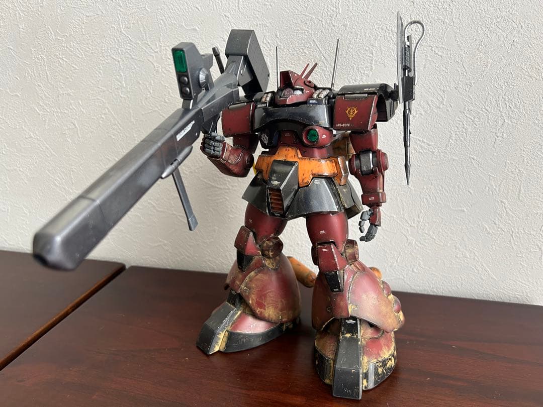 ガンプラ 【塗装済み完成品】MG 1/100 ドワッジ改 デザート・ロンメル機