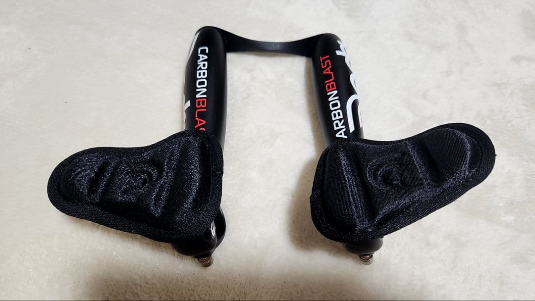 CARBONBLAST エルゴノミックハンドル ブラック