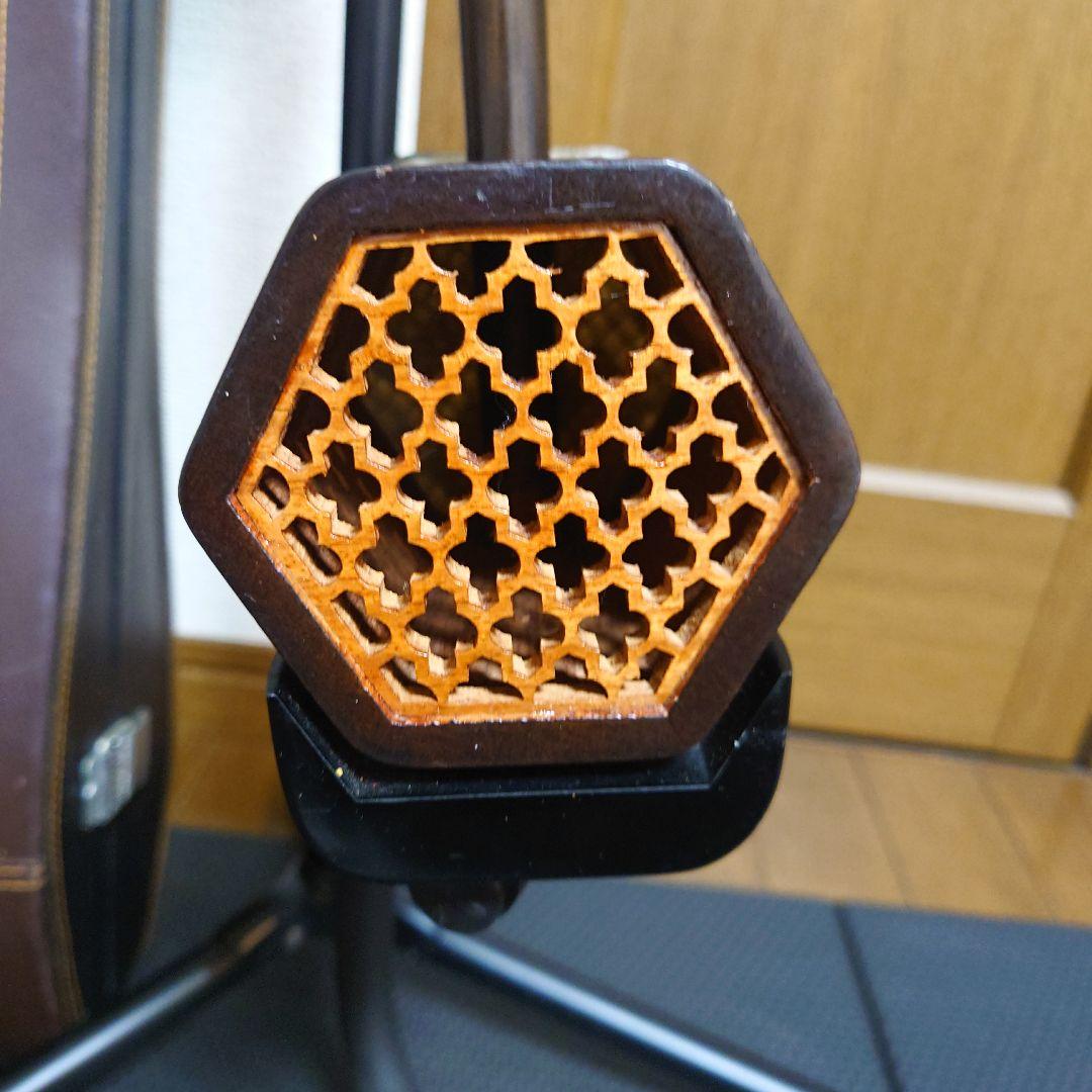 ニ胡 弦楽器 付属品多数　弓３本 中国 彫刻 ケース付き 現状販売