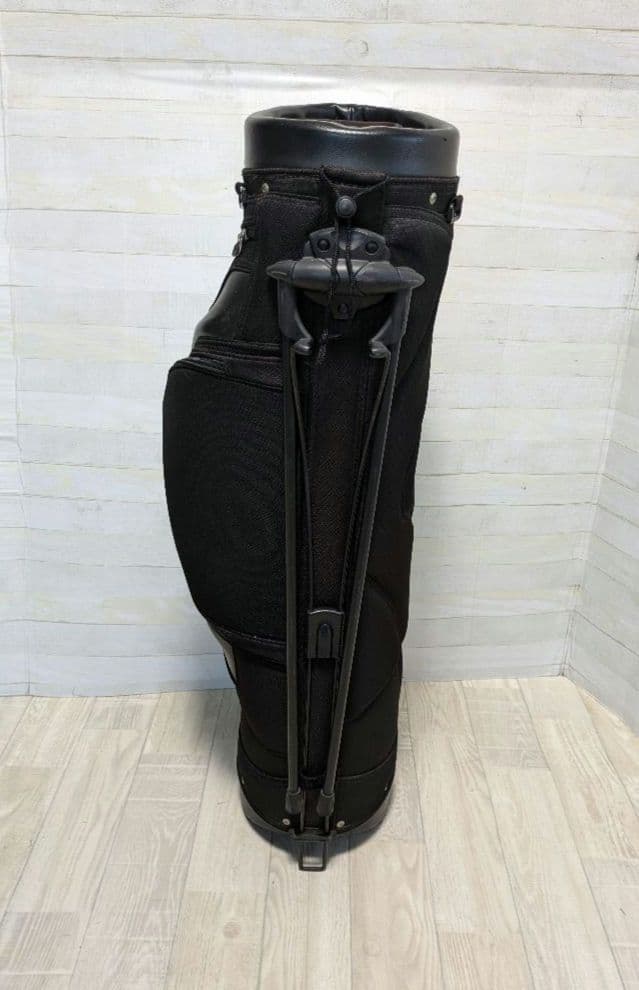 OAKLEY スタンド式キャディバック　オークリー　ブラックゴルフバッグ
