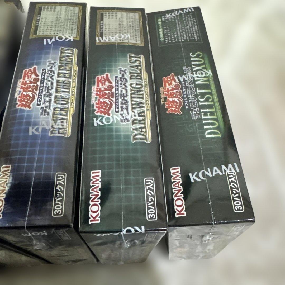 遊戯王 デュエルモンスターズ　１８点　未開封 box