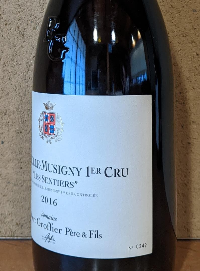 グロフィエ 2016 シャンボール・ミュジニー 1er Cru レ サンティエ