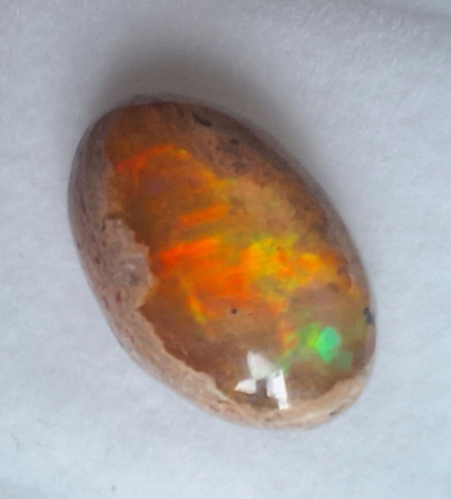 全面遊色効果カンテラオパール