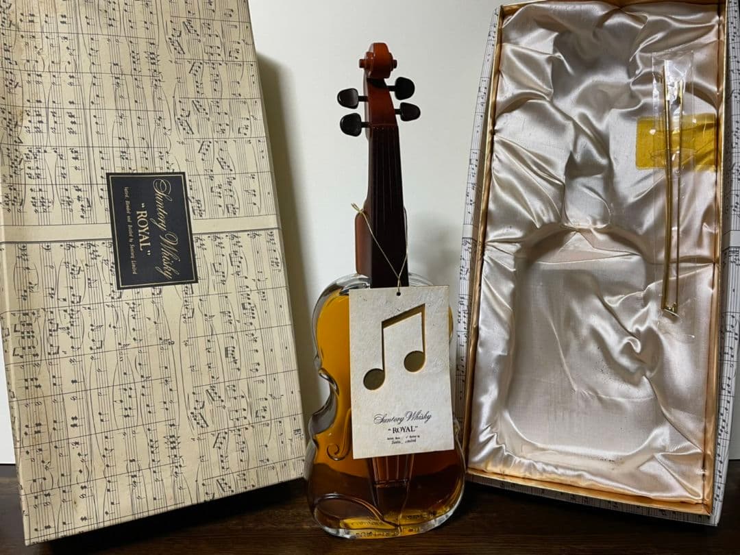 サントリーウイスキーローヤル（バイオリン）ウイスキー特級