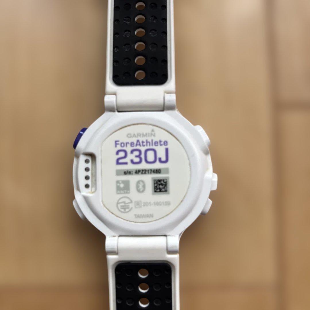 GARMIN ガーミン230J 紫 9Hフィルム貼付済み、ベルト交換済み