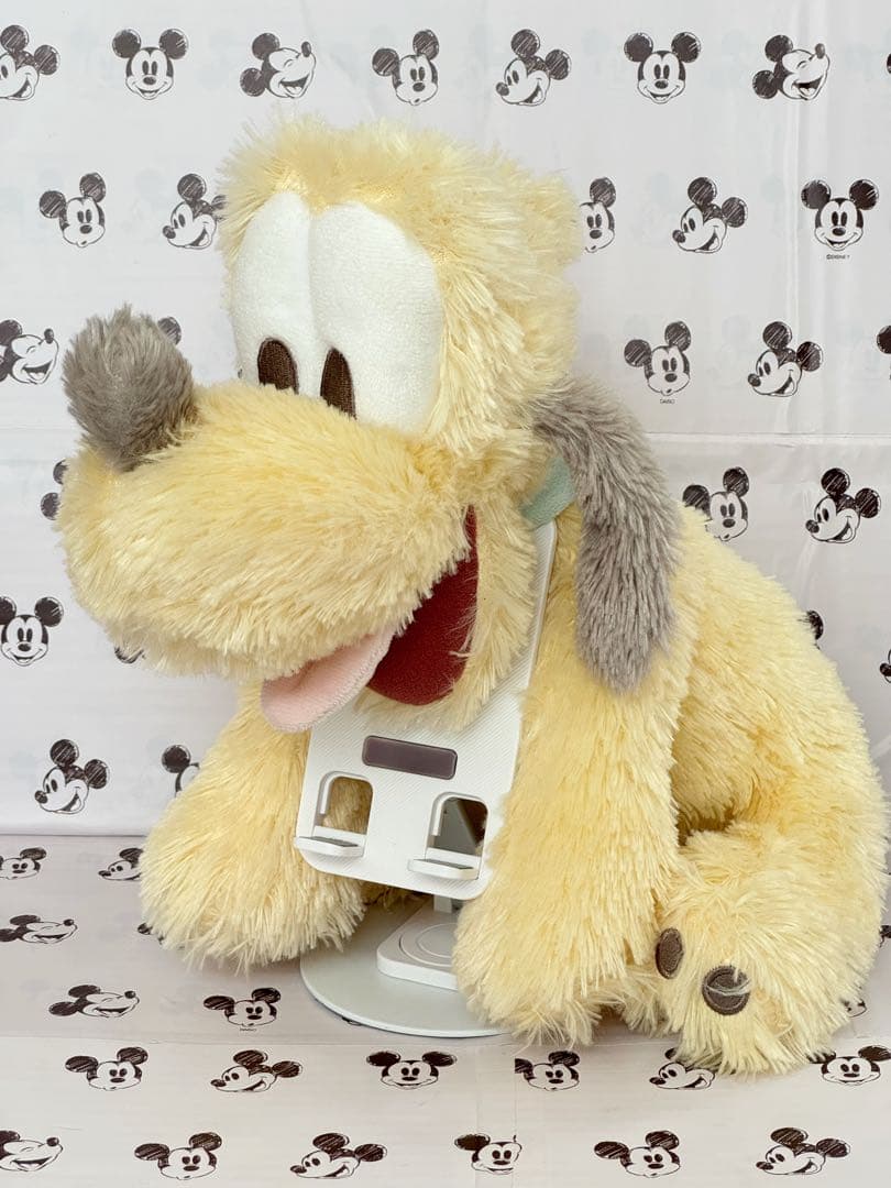 ディズニーストア　プルート　ふわふわ　パステル　くたくた　ぬいぐるみ