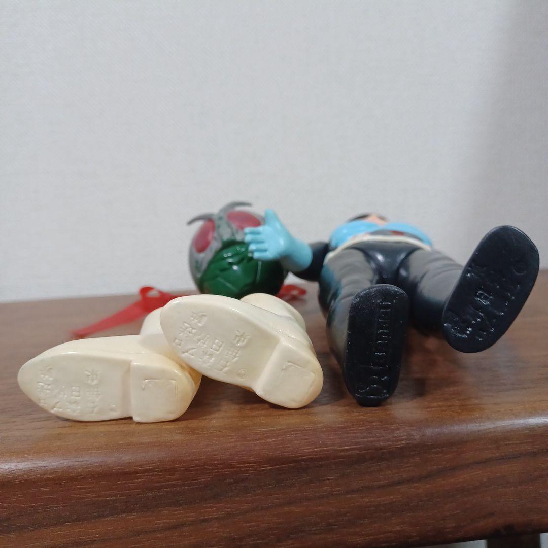 無版権　パチもの「仮面ライダー」風の面取れ希少ソフビフィギュア