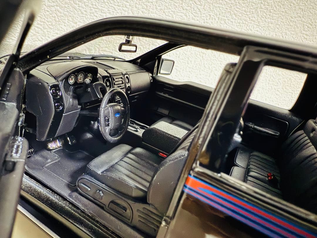 '06 Fordフォード F-150 Harleyハーレー 1/18 新品