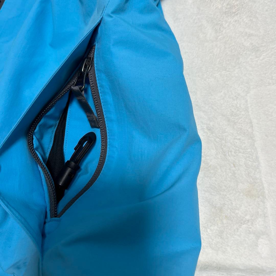 BURTON【S】GORE-TEX フード付きジャケット 青　スノボウェア