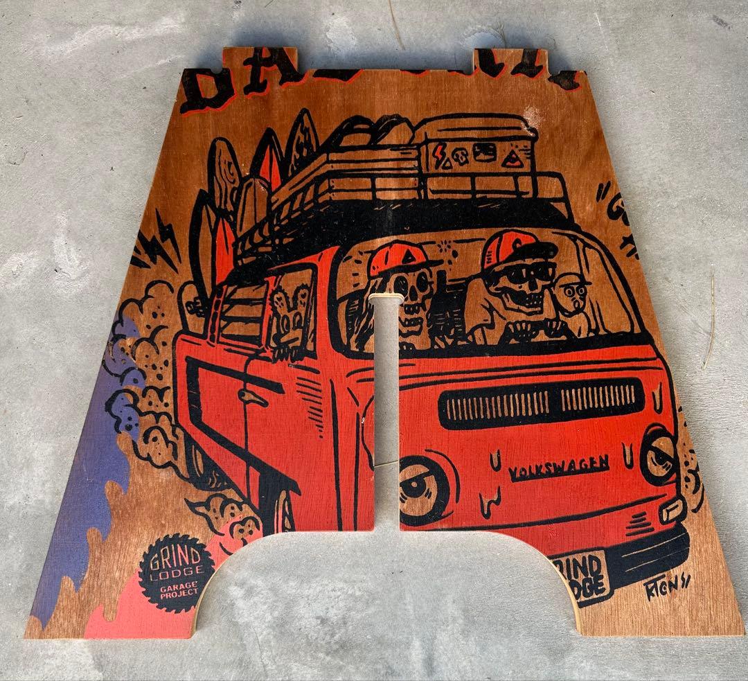 グラインドロッヂ　GRINDLODGEスツール