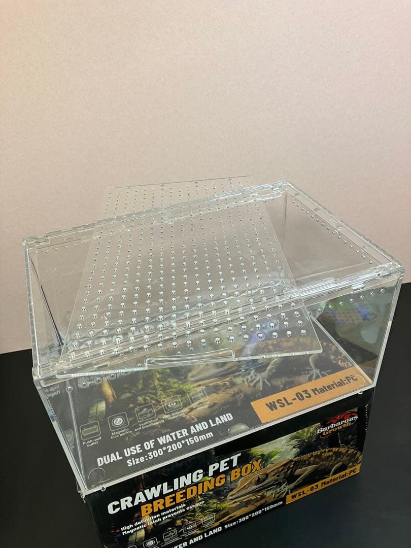【新品未使用】爬虫類ケージ×5 アクリル　マグネット　レプタイルボックス同仕様