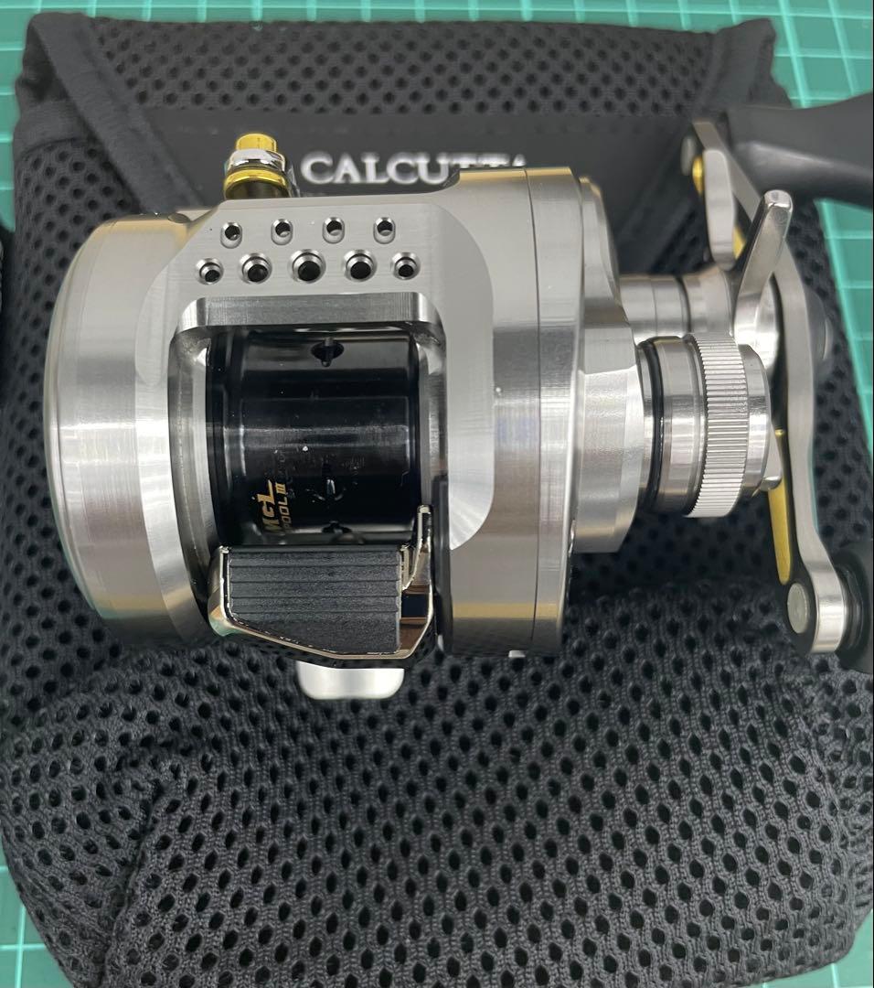 右！シマノ 23カルカッタコンクエストBFS HG RIGHT 7.8