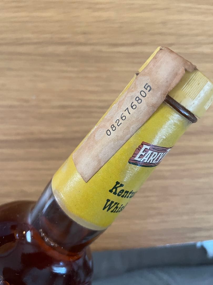 未開封 古酒 EARLY TIMES Bourbon Whisky 700ml