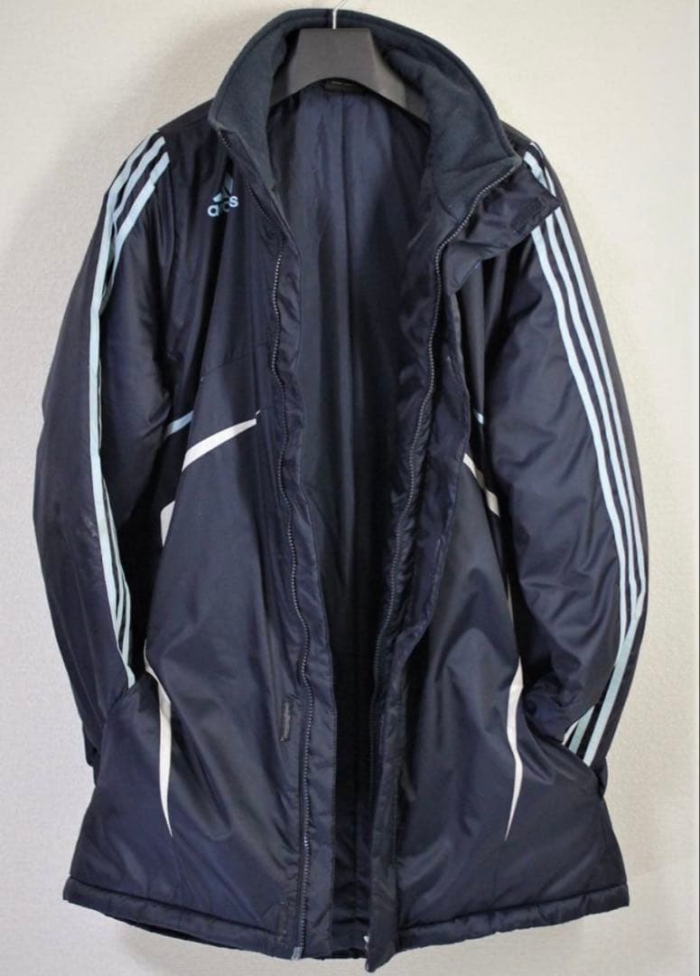 未使用　保管品　adidas レアル・マドリード sizeO ベンチコート