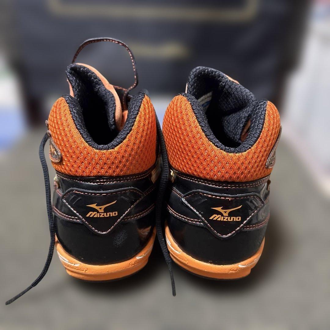 小笠原道大氏　レプリカスパイク　27.5cm MIZUNO