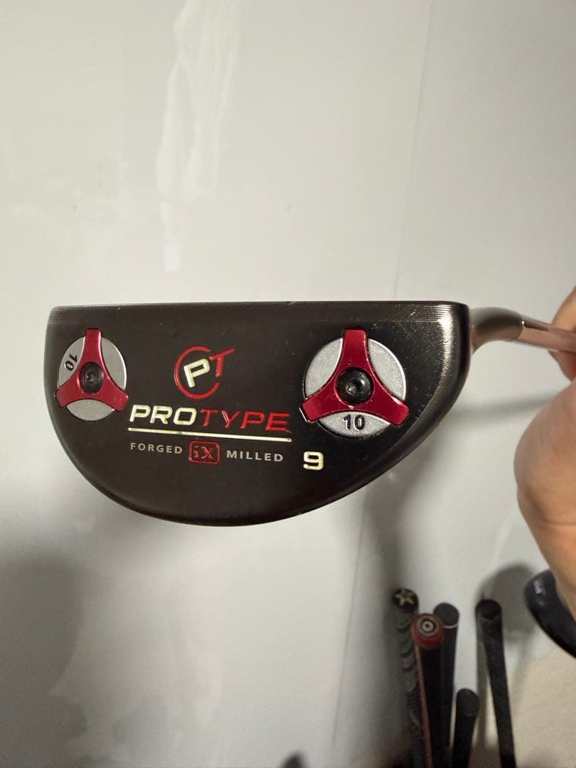 ODYSSEY ブラック パター ホワイトフェース