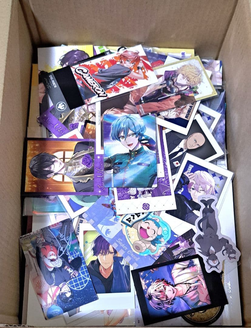 紙類　アニメ　ゲーム　まとめ売り　大量　ノンジャンル