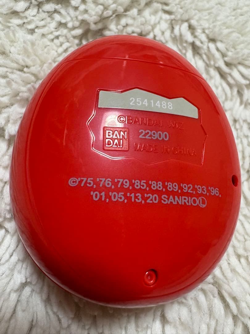たまごっちみーつ　サンリオキャラクターズみーつver. 赤