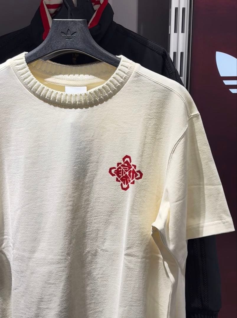 新品XS Adidas FW25 CNY 馬年限定 半袖Tシャツ KT0713