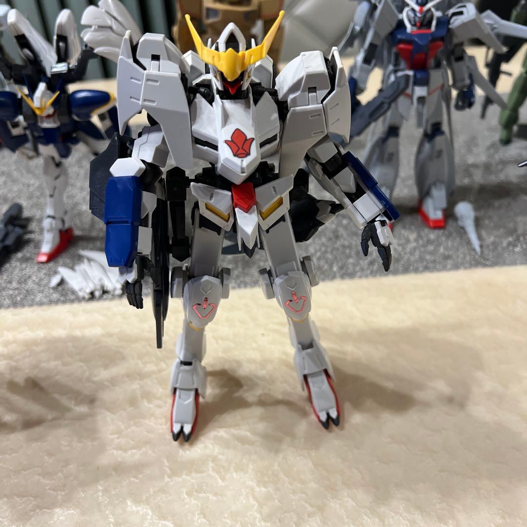 ガンダムモデル 10体　完成品（ジャンク）