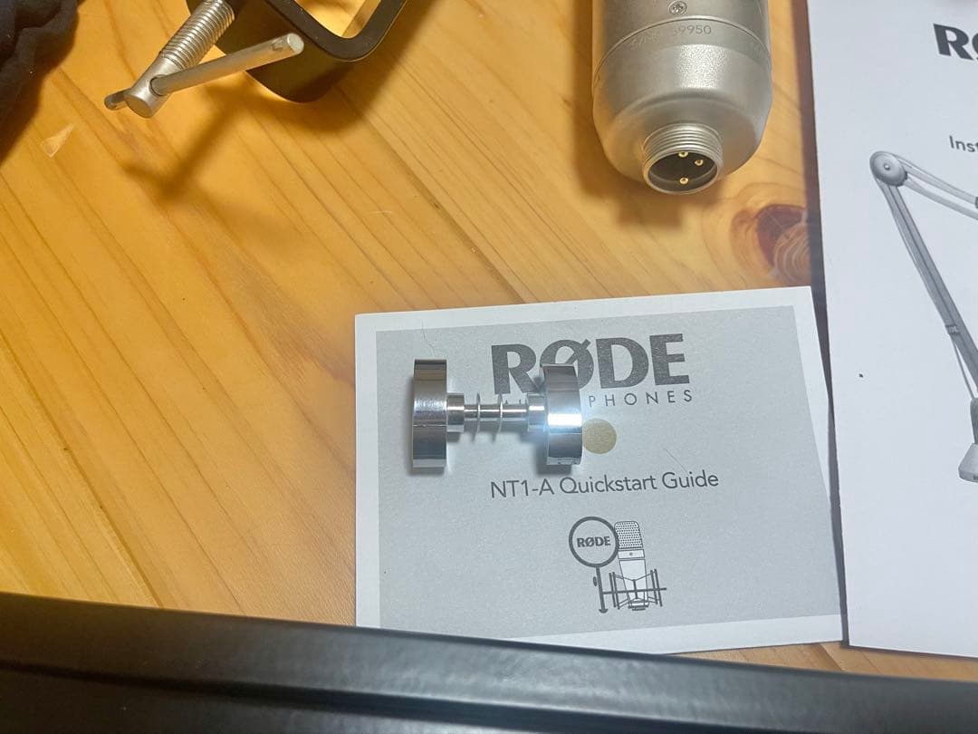 rode nt1-aと、rode専用固定器具のセット