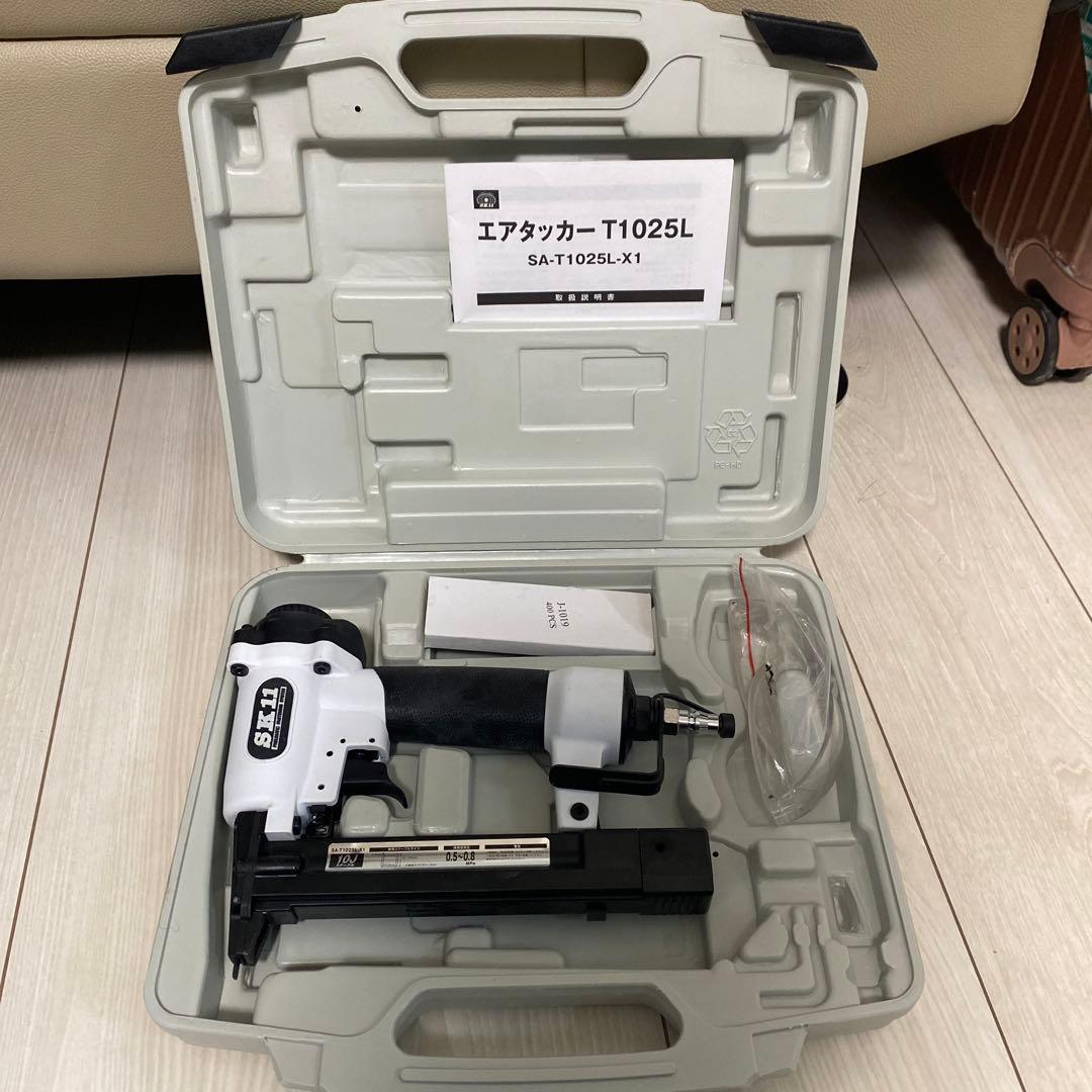 超軽量エアタッカー　T1025L