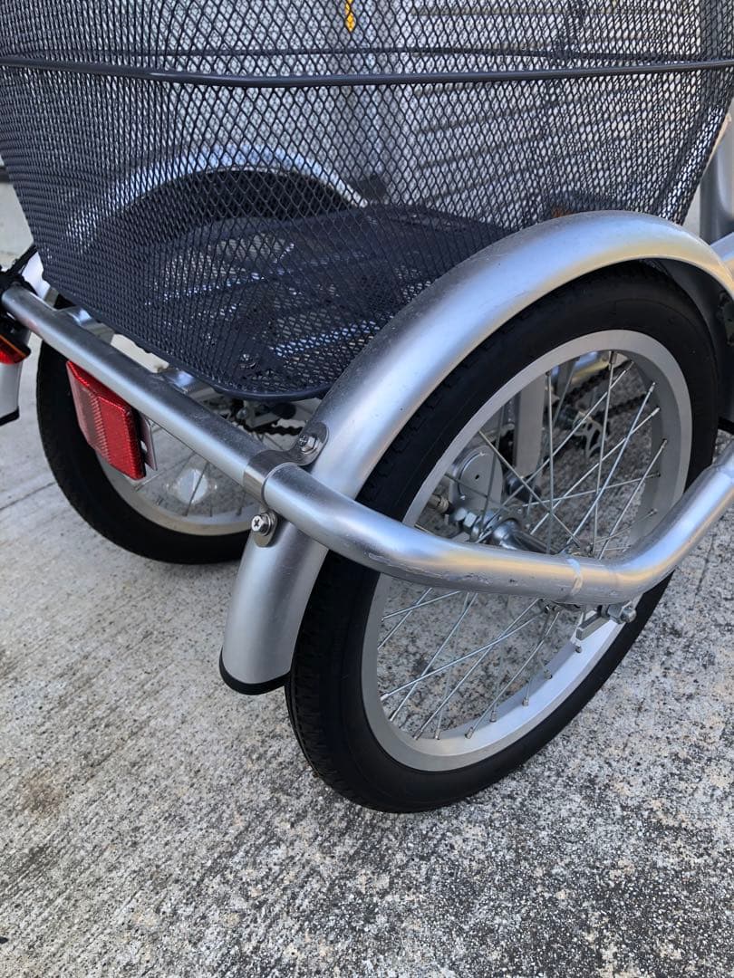 年末お値引き　引取り限定　レックス3輪シティサイクル グレー　20/16