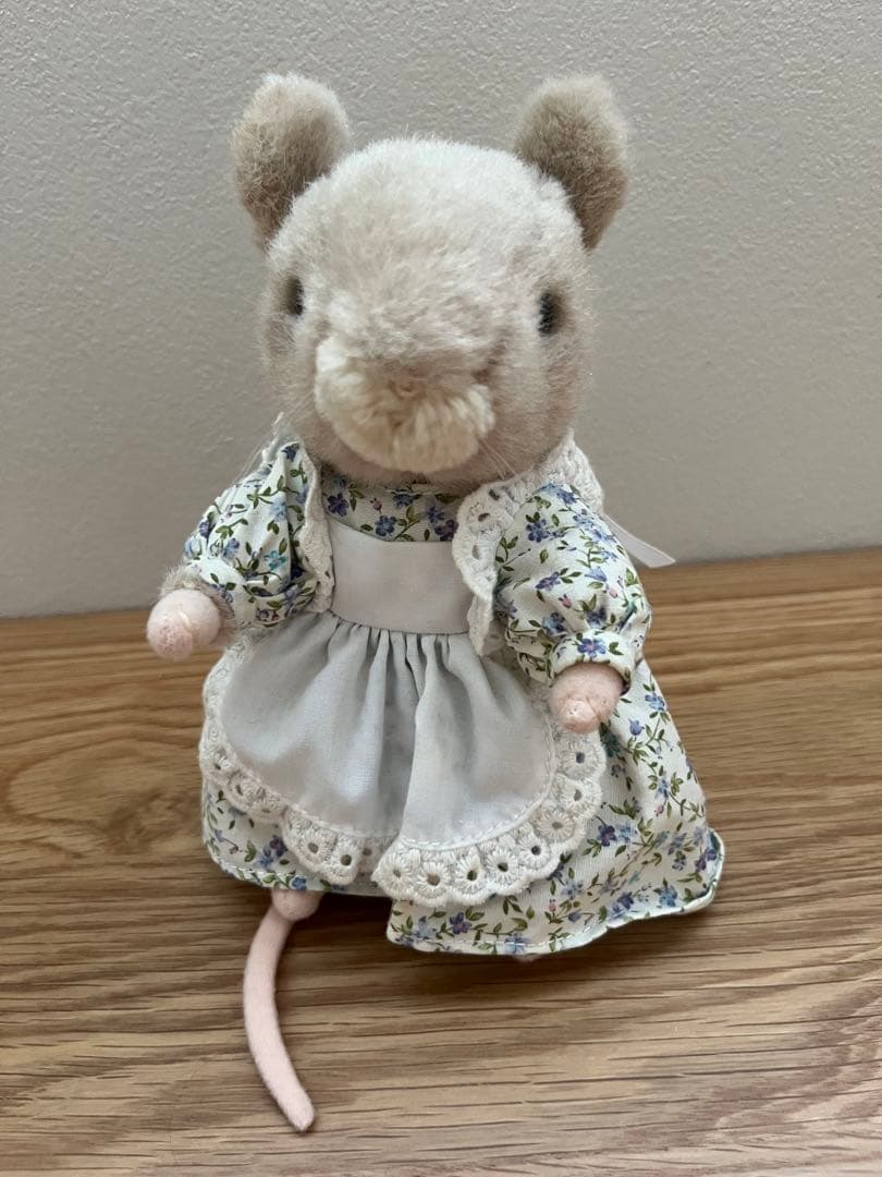 ピーターラビット ぬいぐるみ　ハンカマンカ