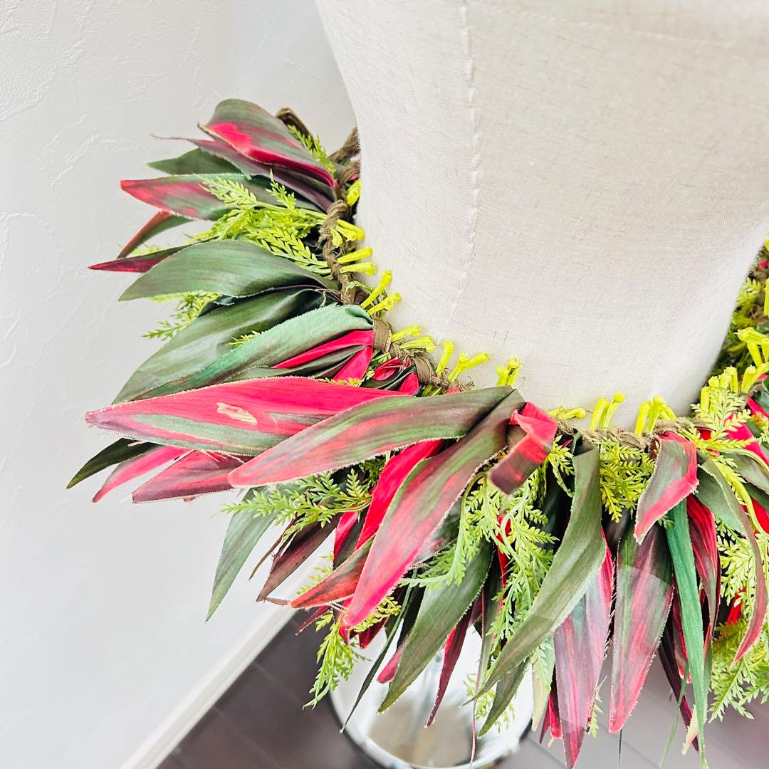 2215. タヒチアン　ティーリーフ　ヘッドバンド ヒップベルト　レイポウ