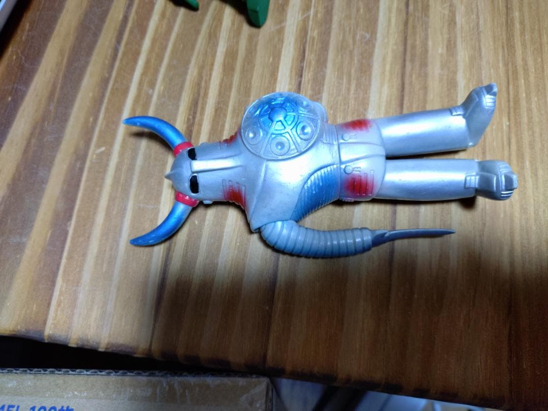 敵ロボ3個セット　レッドバロンより　ブルマァク