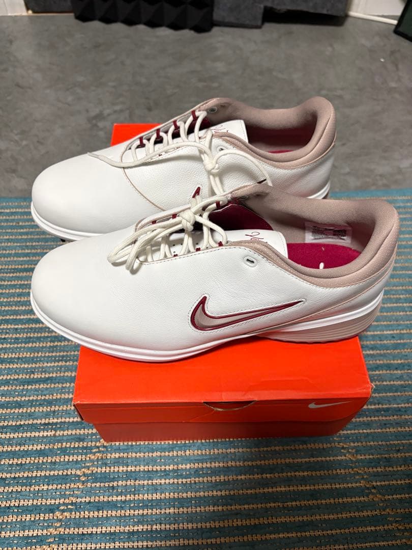 ゴルフシューズ　NIKE ビクトリー ツアー 4 W 26.5cm