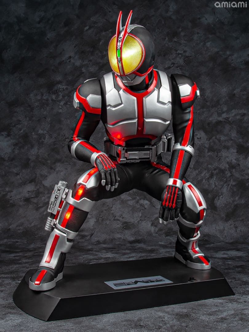 メガハウス　フィギュア「Ultimate Article 仮面ライダーファイズ」