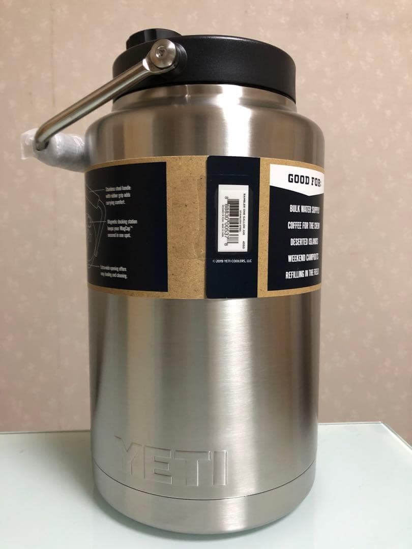 YETI イエティ ランブラー ワンガロンジャグ ステンレス　新品 3.6L