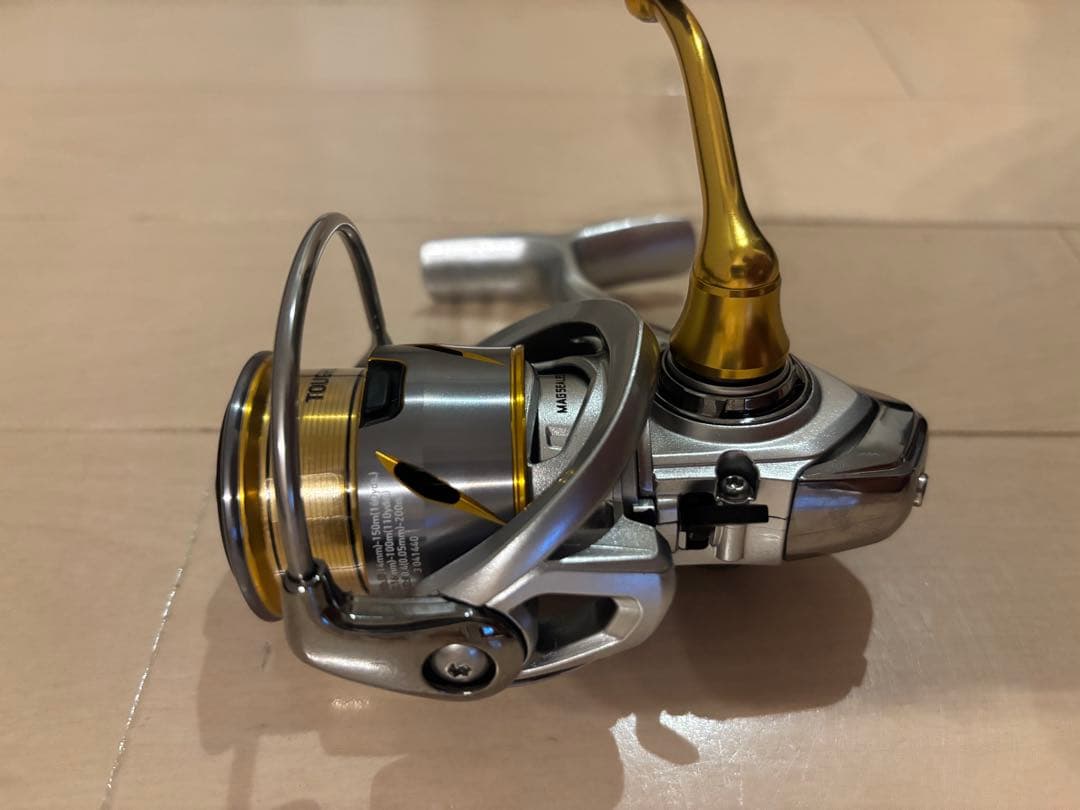 未使用 ダイワ Daiwa 21 フリームス FC LT 2000S