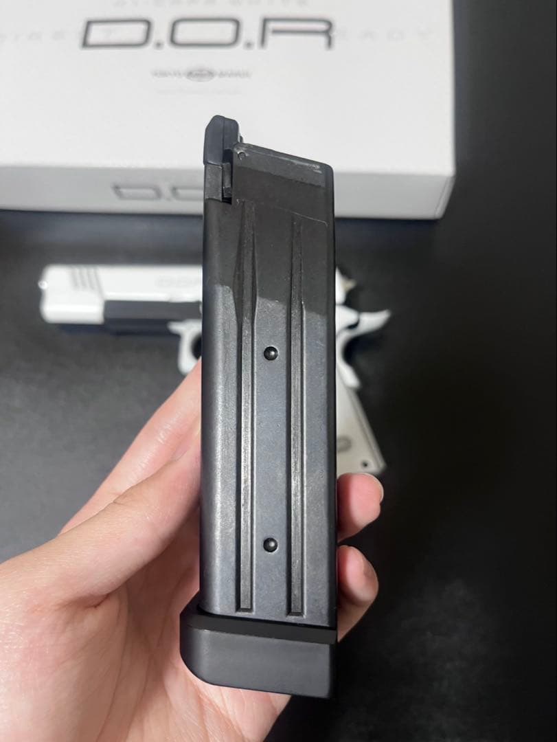 【未使用に近い】東京マルイ　ハイキャパ ホワイト D.O.R