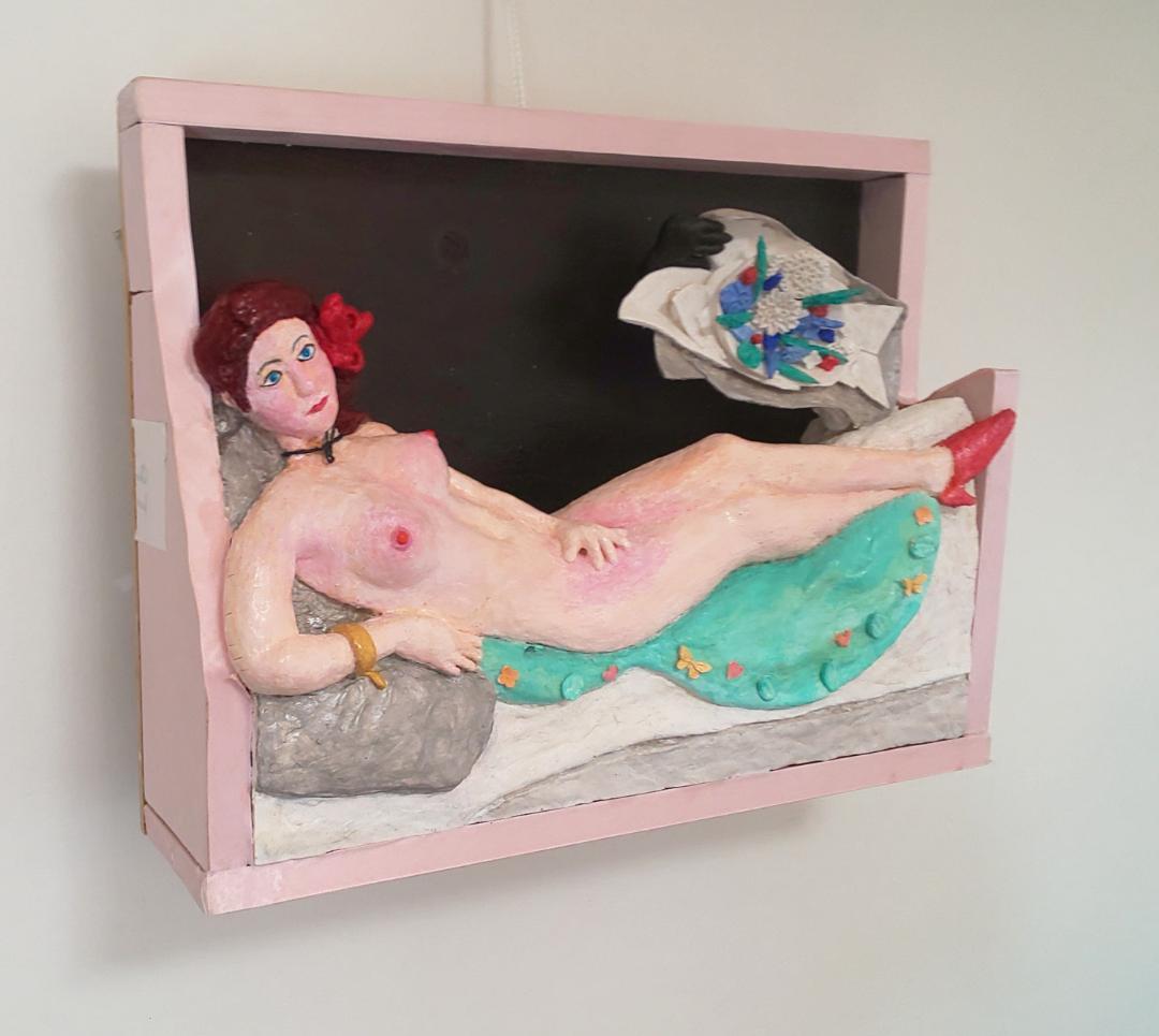 「横たわる裸婦」（未来絵画）