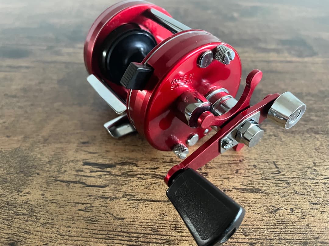 ABU Ambassadeur 2500C アブ アンバサダー レッド RED