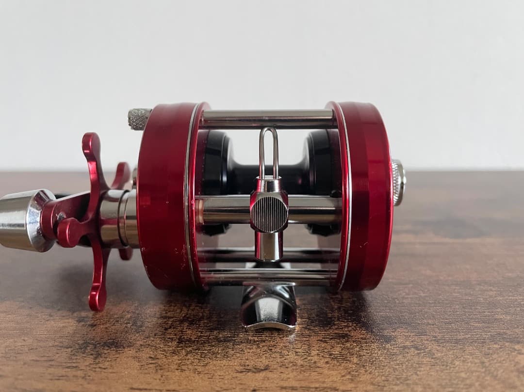 ABU Ambassadeur 2500C アブ アンバサダー レッド RED