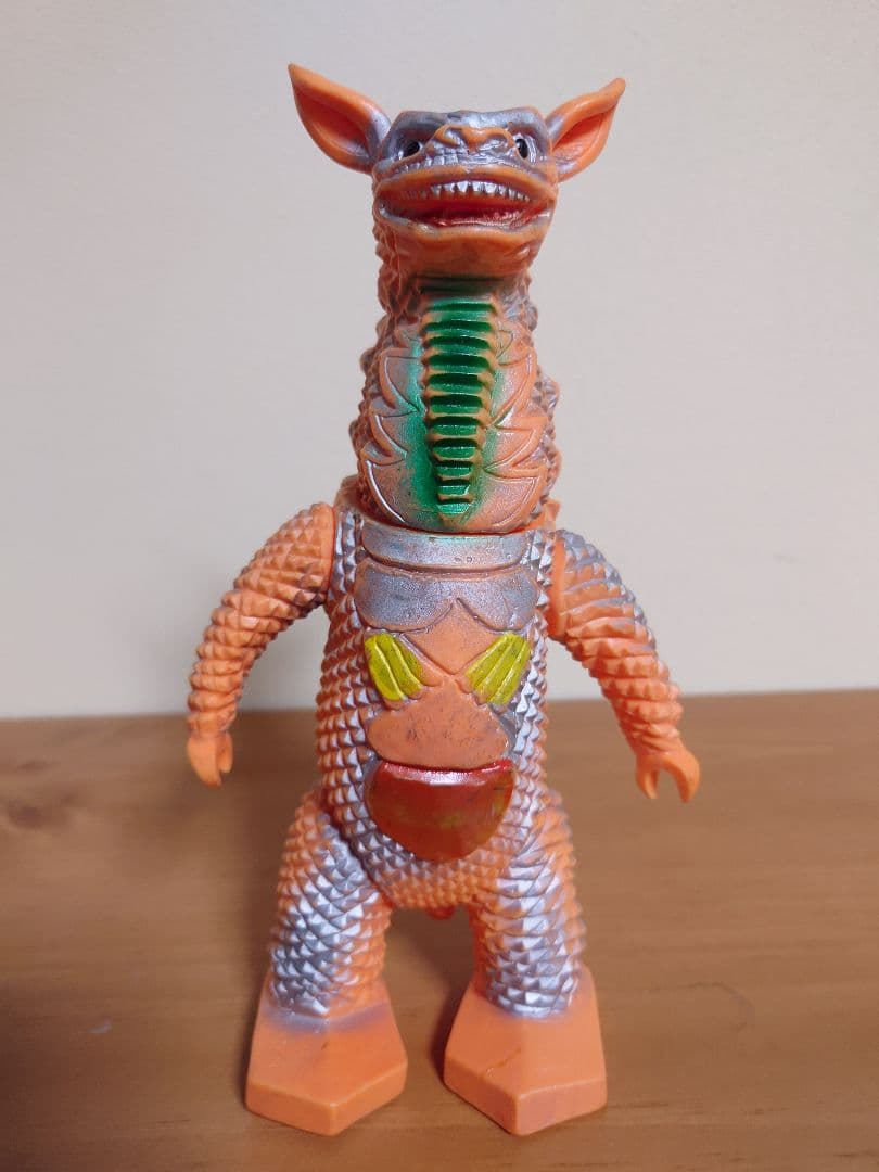 【当時もの美品！】ブルマァク　ソフビ　ギャンゴ　初代ウルトラマン