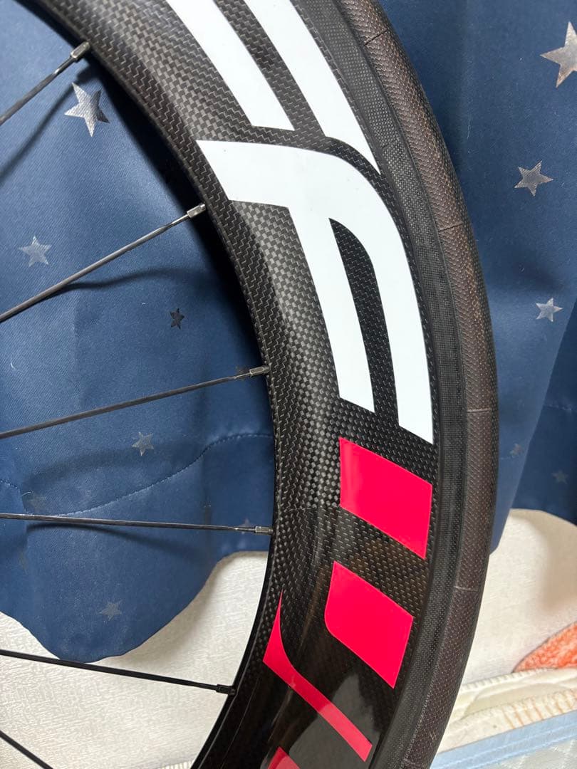 FFWD F9R チューブラー　フロントのみ