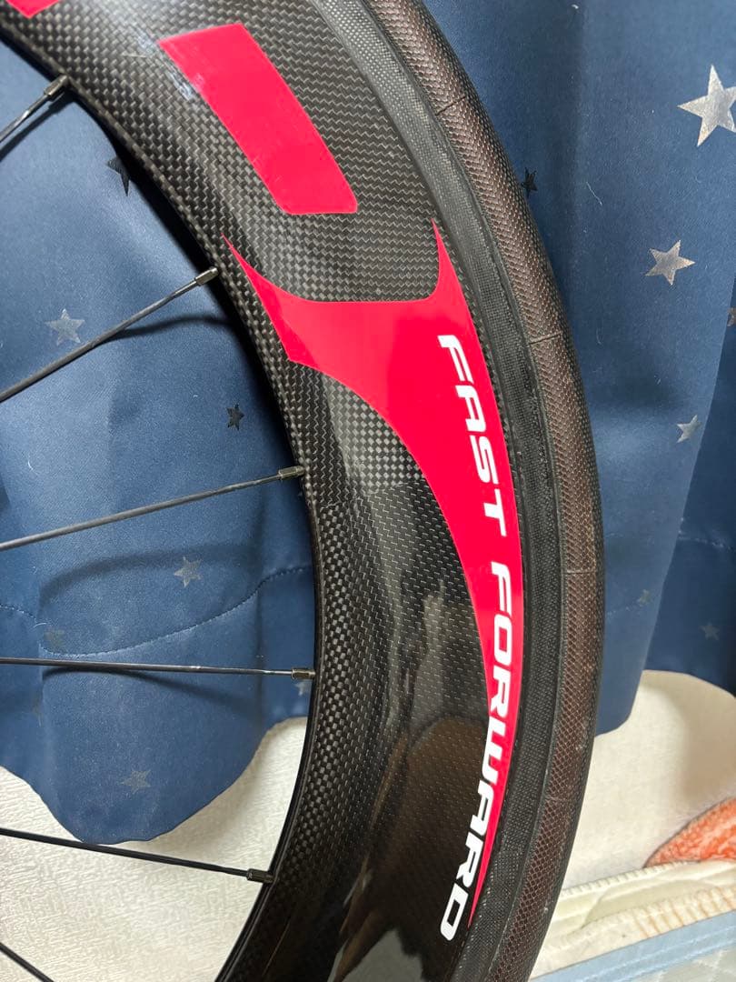 FFWD F9R チューブラー　フロントのみ