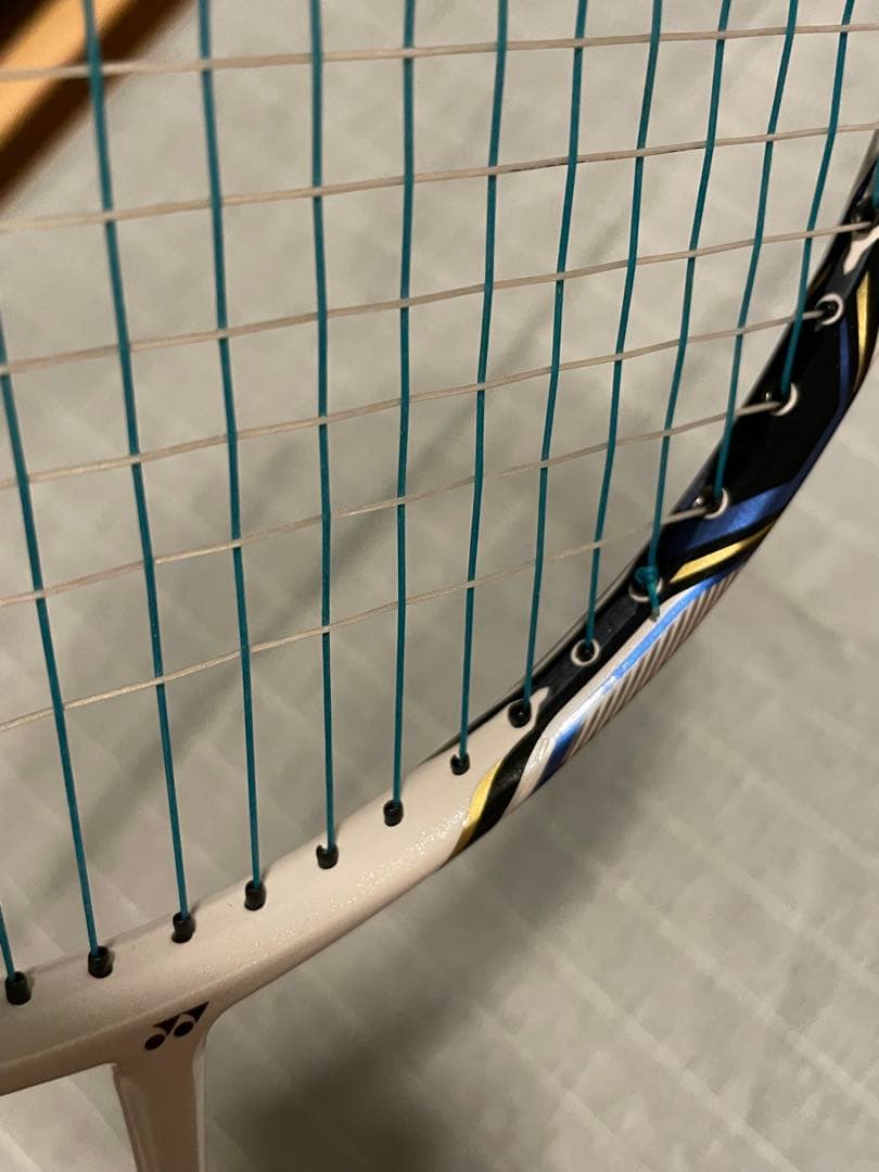 廃盤モデル　ヨネックス　バドミントンラケット　ナノレイ750