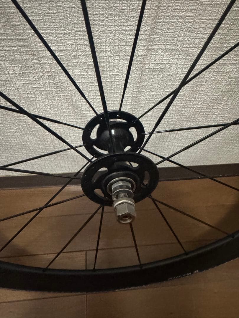 カーボンホイール　前輪