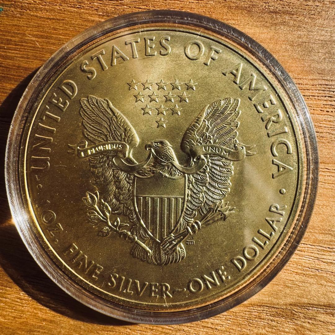 （希少！！！）トランプ大統領　1オンス カラー銀貨　MAGA シリアル番号001