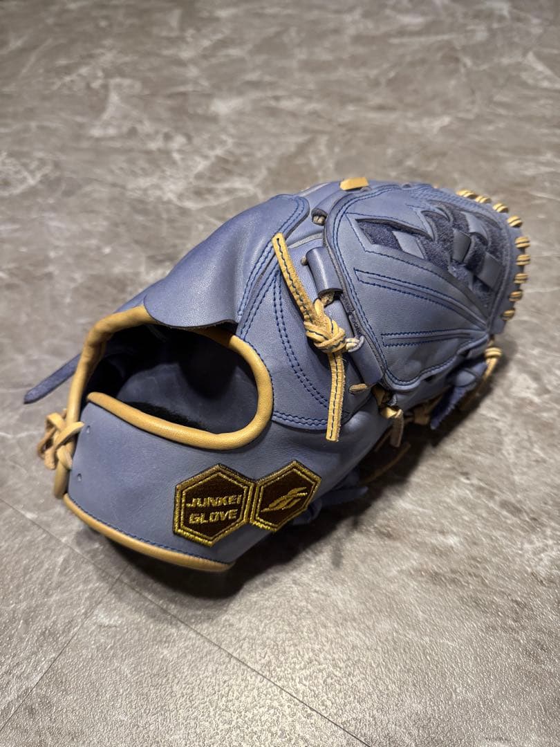 硬式グローブ 右投げ用　限定カラー