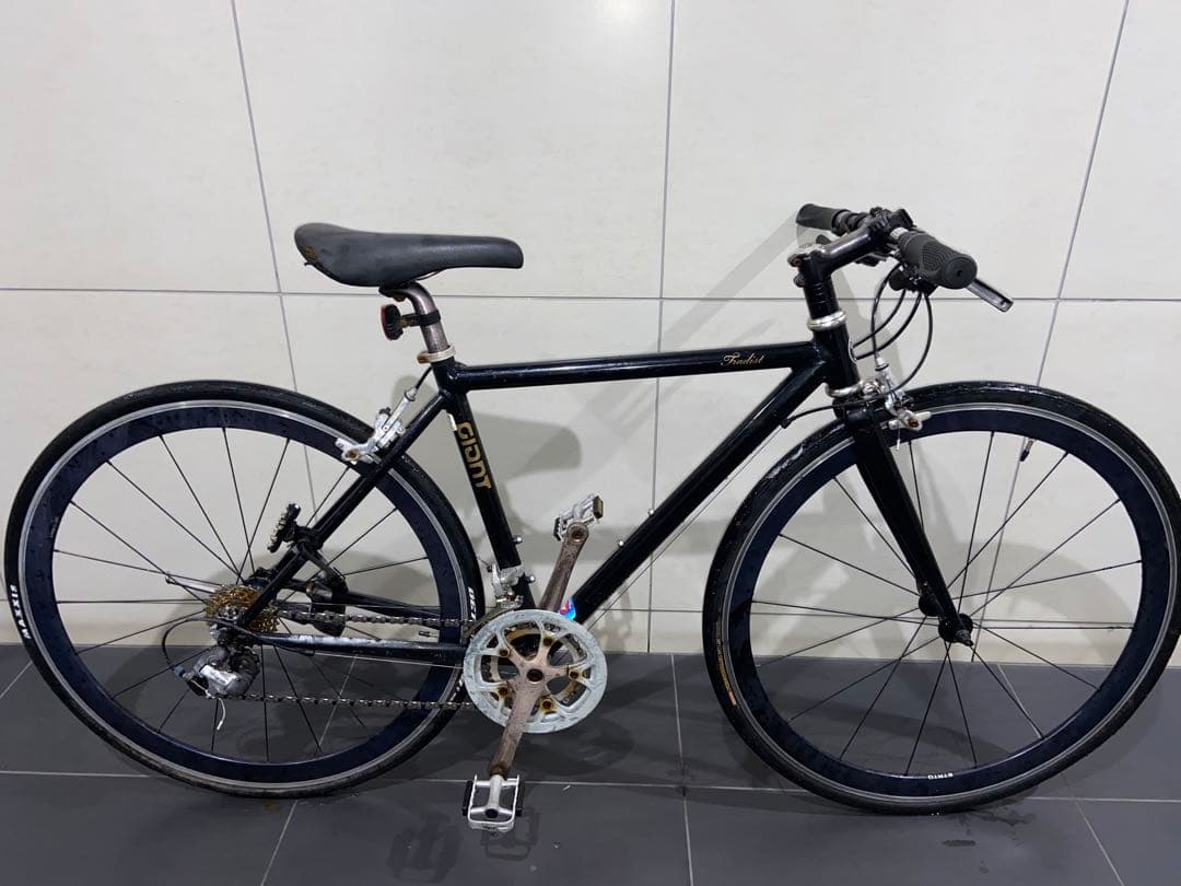 giant tradist ジャイアント　トラディスト　フラットバーロードバイク