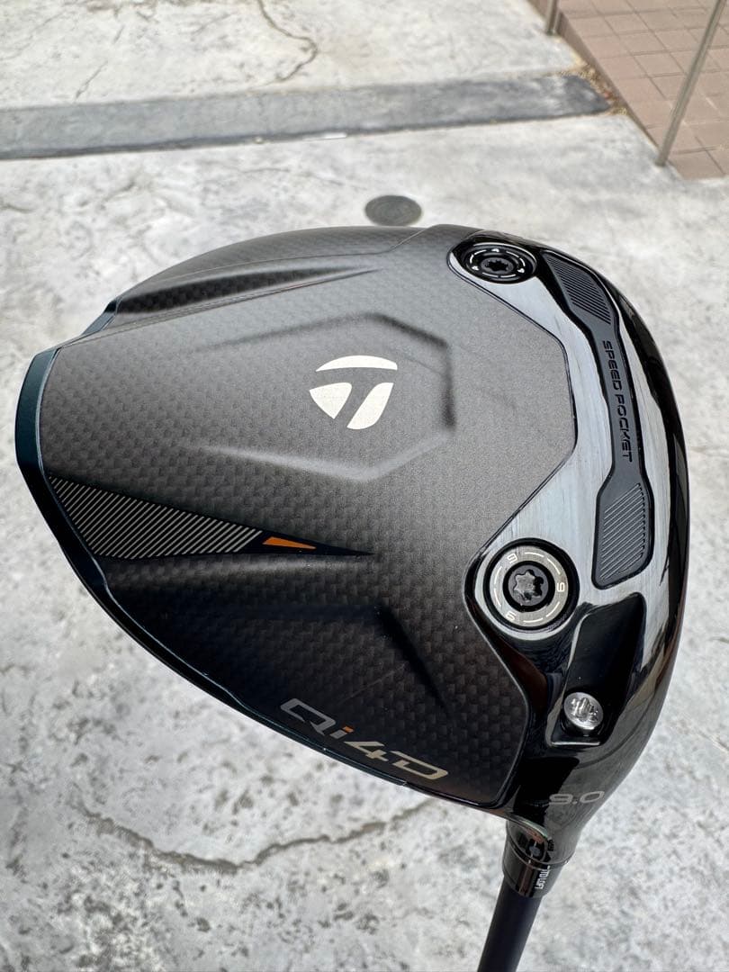 テーラーメイドQI4D９.0°カスタム26 VENTUS TR BLUE 6x