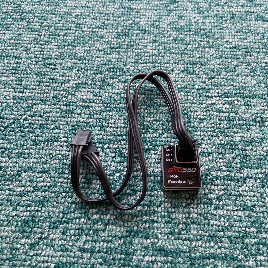 Futaba GYD550ジャイロとHPS -CD700サーボセット
