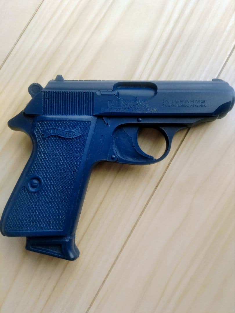 【最終価格】ブルーガン　ワルサーPPK/S　ホルスター付き