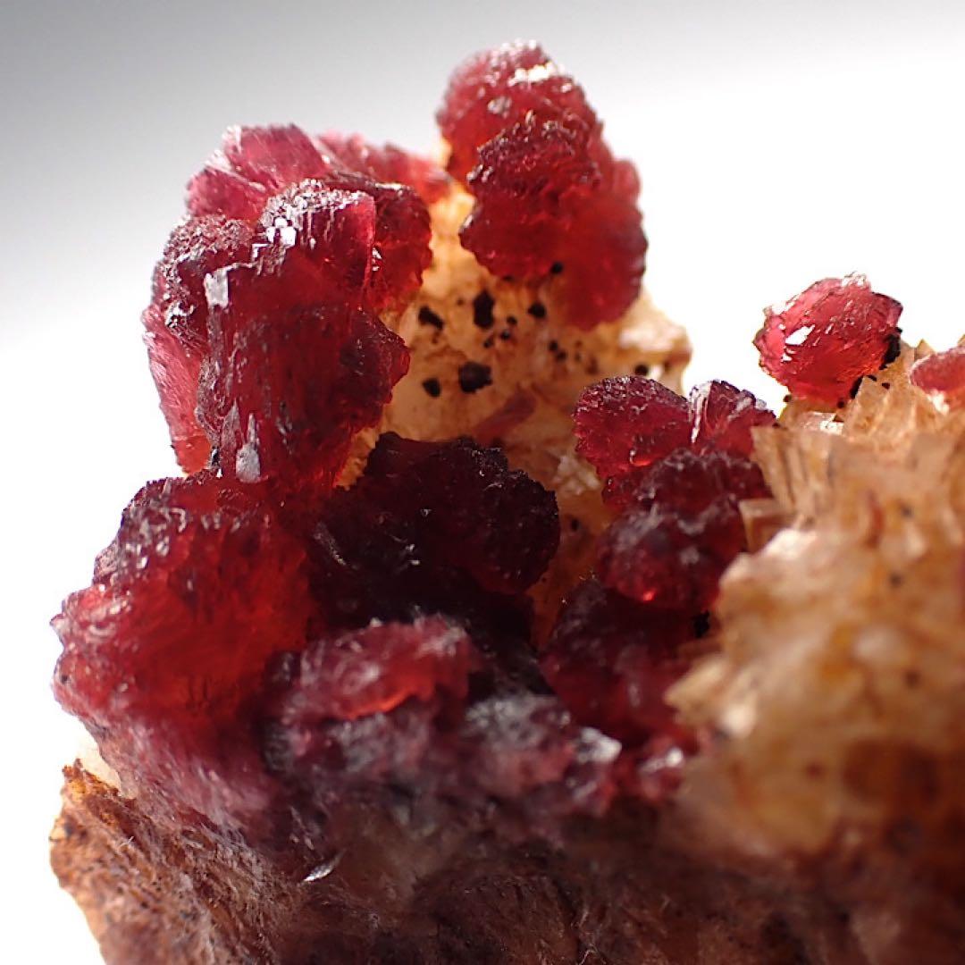 【モロッコ/ブー/アジール産】ロゼライト